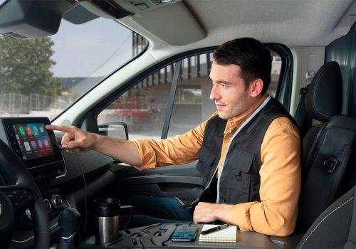 21TDIEU_PRIMASTAR_011_LHD_pace301.jpg.ximg.l_full_h.smart